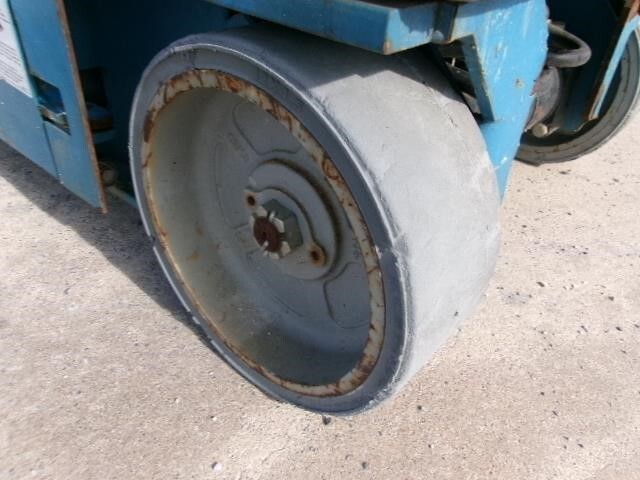 2018 Genie GS-1930-8