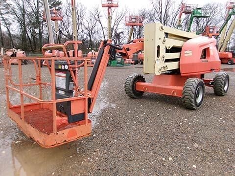 2018 JLG 450AJ