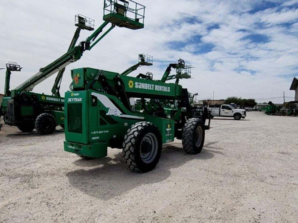 2015 SkyTrak 10042-5