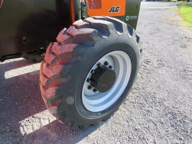 2025 SkyTrak 8042-11