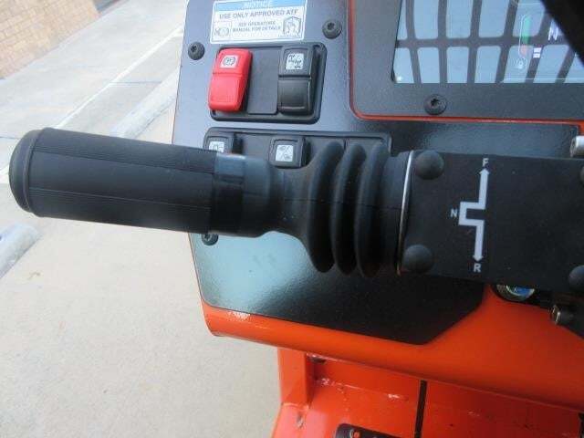 2025 SkyTrak 8042-25