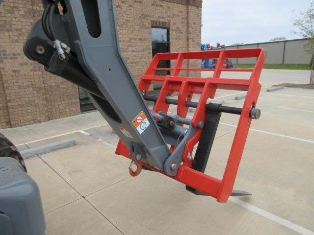 2025 Skyjack SJ843 TH-8