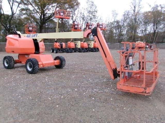 2017 JLG 460SJ-2