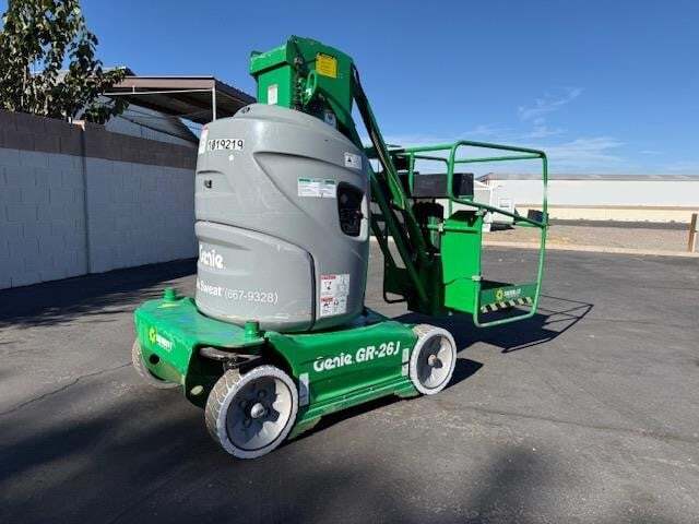 2017 Genie GR26J-5
