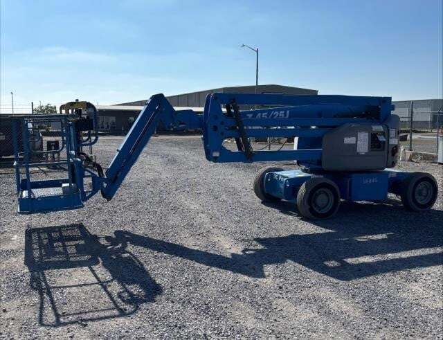 2018 Genie Z-45/25J DC