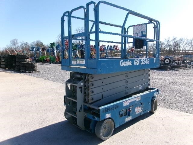2018 Genie GS-3246-3