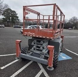 2018 Skyjack SJ-6832RT