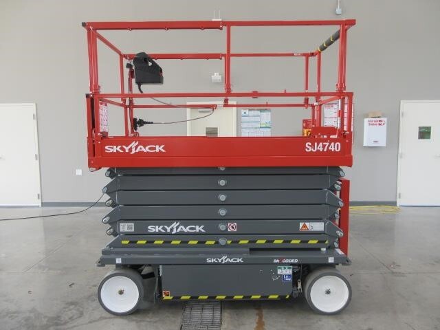2024 Skyjack SJ4740