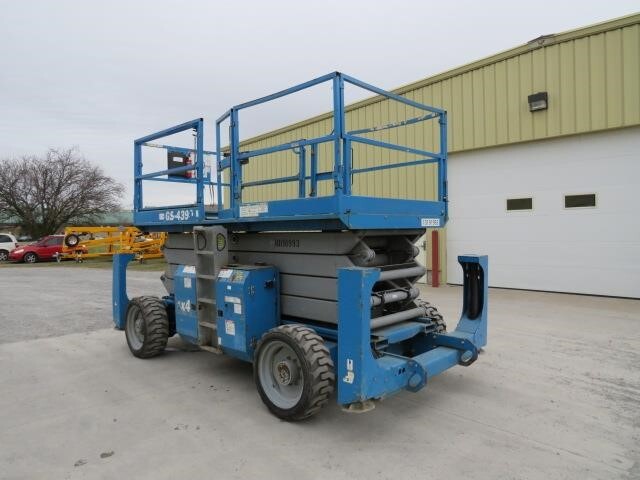 2013 Genie GS-4390 RT-2