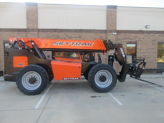 2025 SkyTrak 12054-5