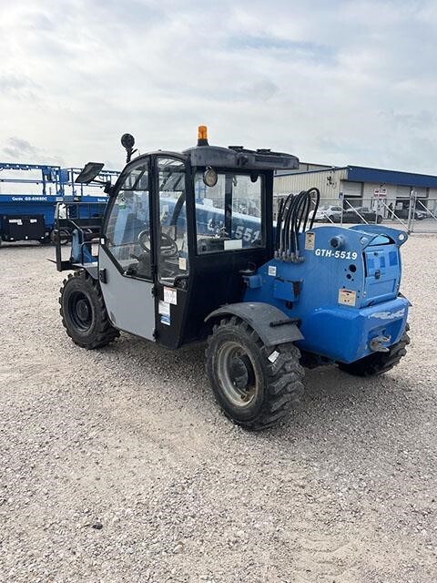 2017 Genie GTH-5519-8