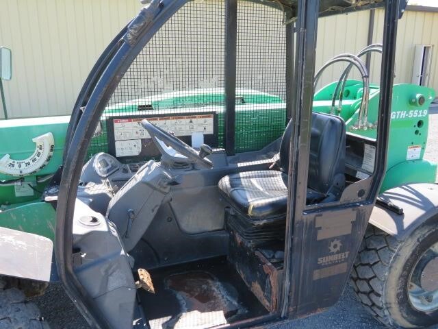 2016 Genie GTH-5519-15