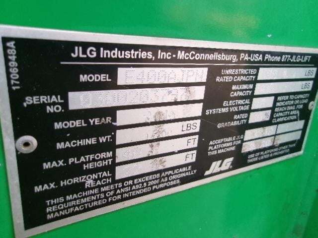 2015 JLG E400AJPN-16