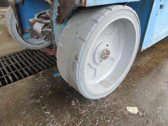 2017 Genie GS-2632-5