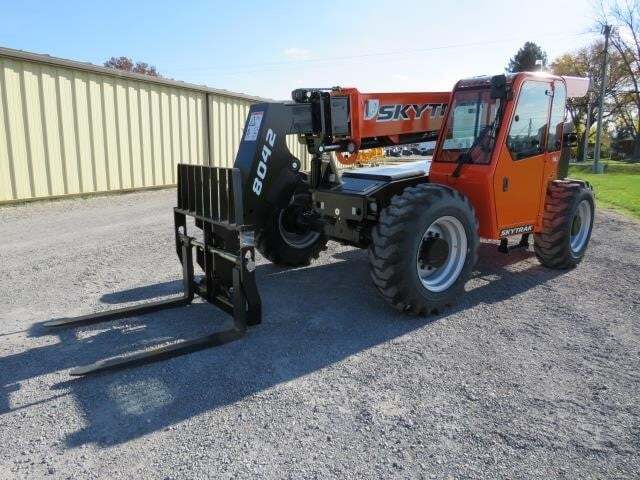 2025 SkyTrak 8042-2
