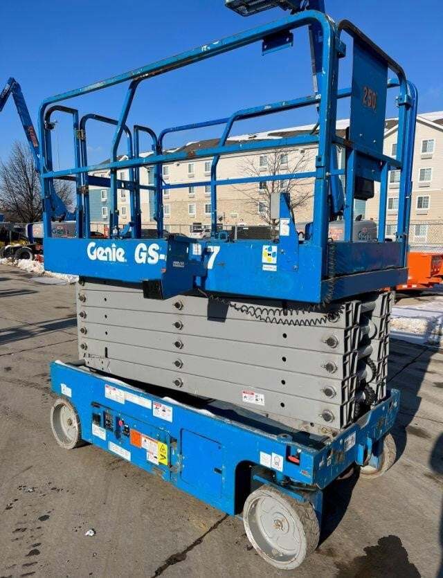 2015 Genie GS-4047-2