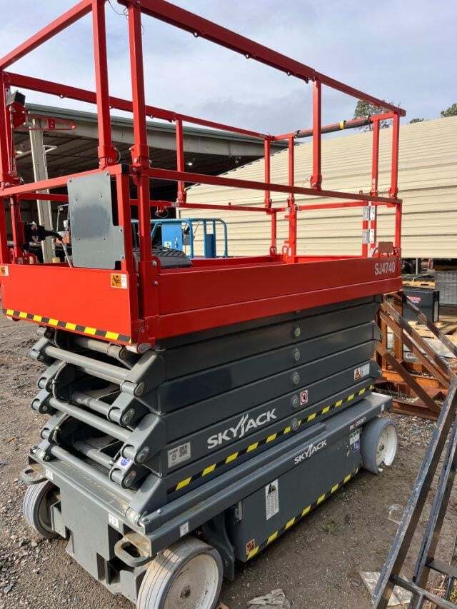 2022 Skyjack SJ4740-2