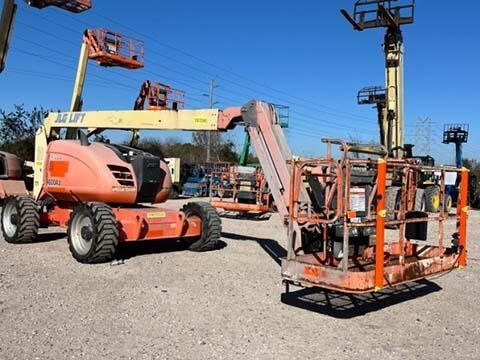 2017 JLG 600AJ-5