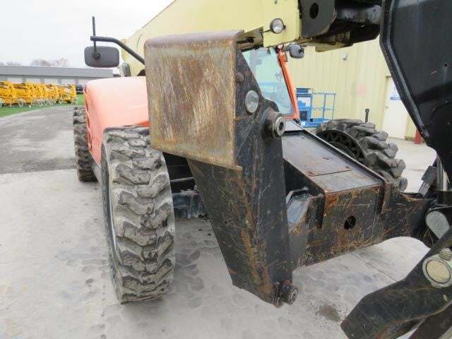 2017 JLG 1055-13