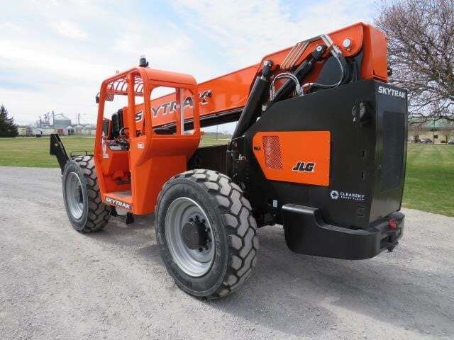 2025 SkyTrak 10054-2