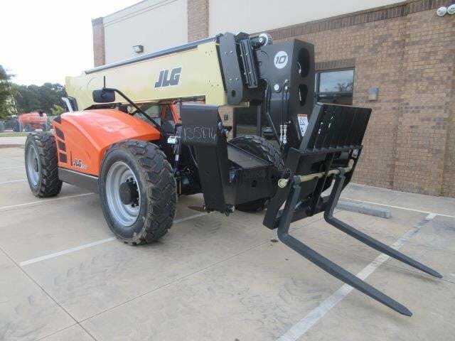 2025 JLG 1055-4