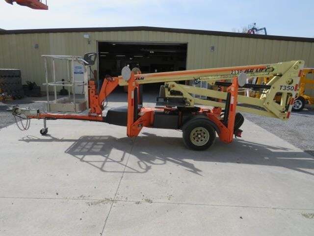2018 JLG T350