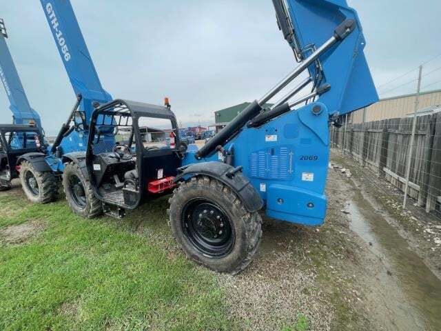 2018 Genie GTH-1056-2