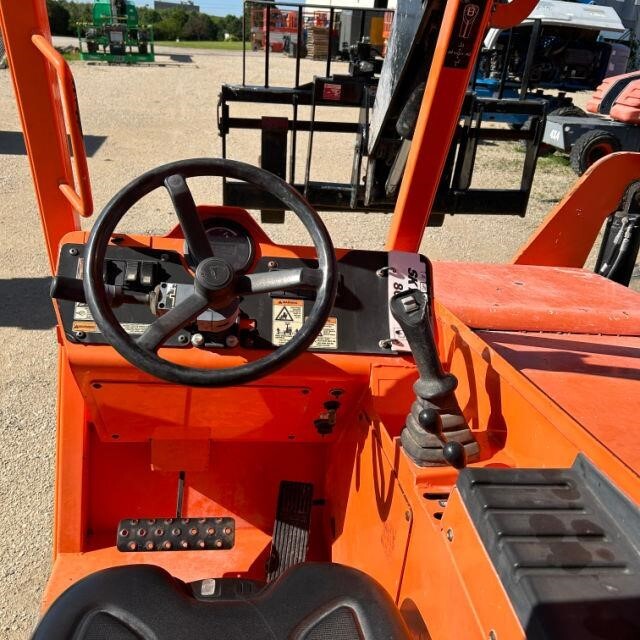 2016 SkyTrak 8042-17