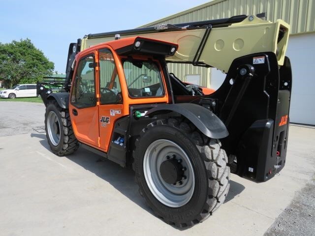 2025 JLG 1043-2