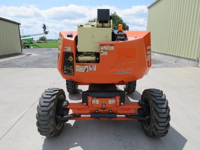 2019 JLG 340AJ-3