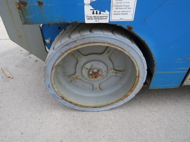 2017 Genie GS-2632-10