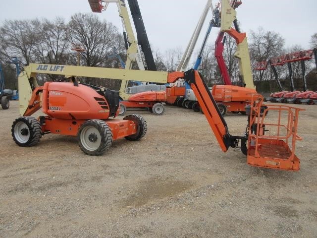 2016 JLG 600AJ-2