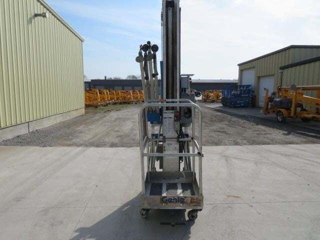 2009 Genie AWP-40S-7