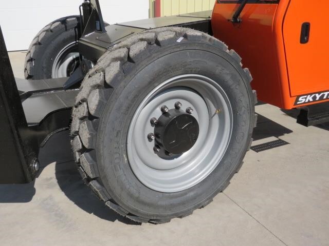 2025 SkyTrak 10054-9