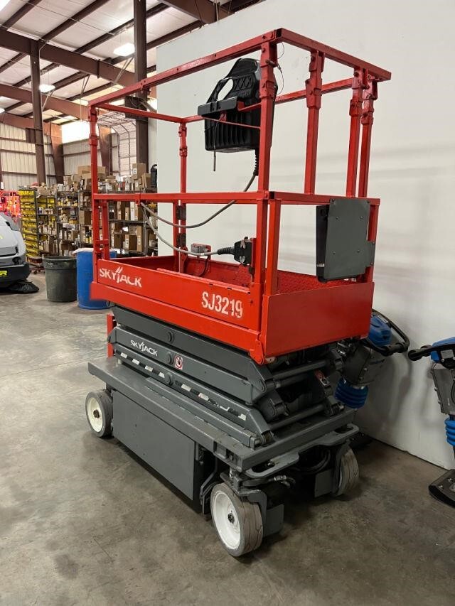 2021 Skyjack SJ3219-6