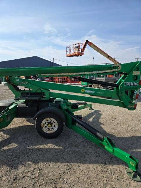 2017 JLG T500J-6