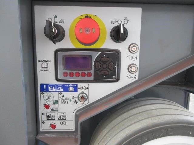 2025 Skyjack SJ20 E-12