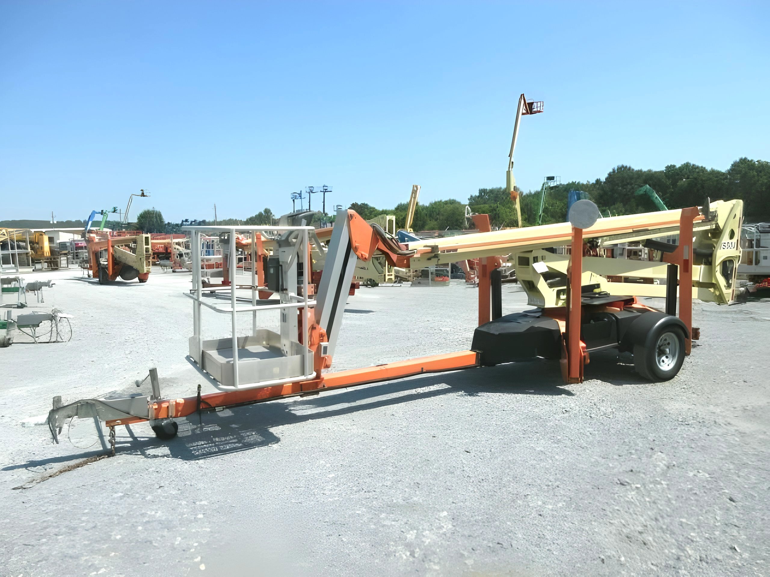 2018 JLG T500J