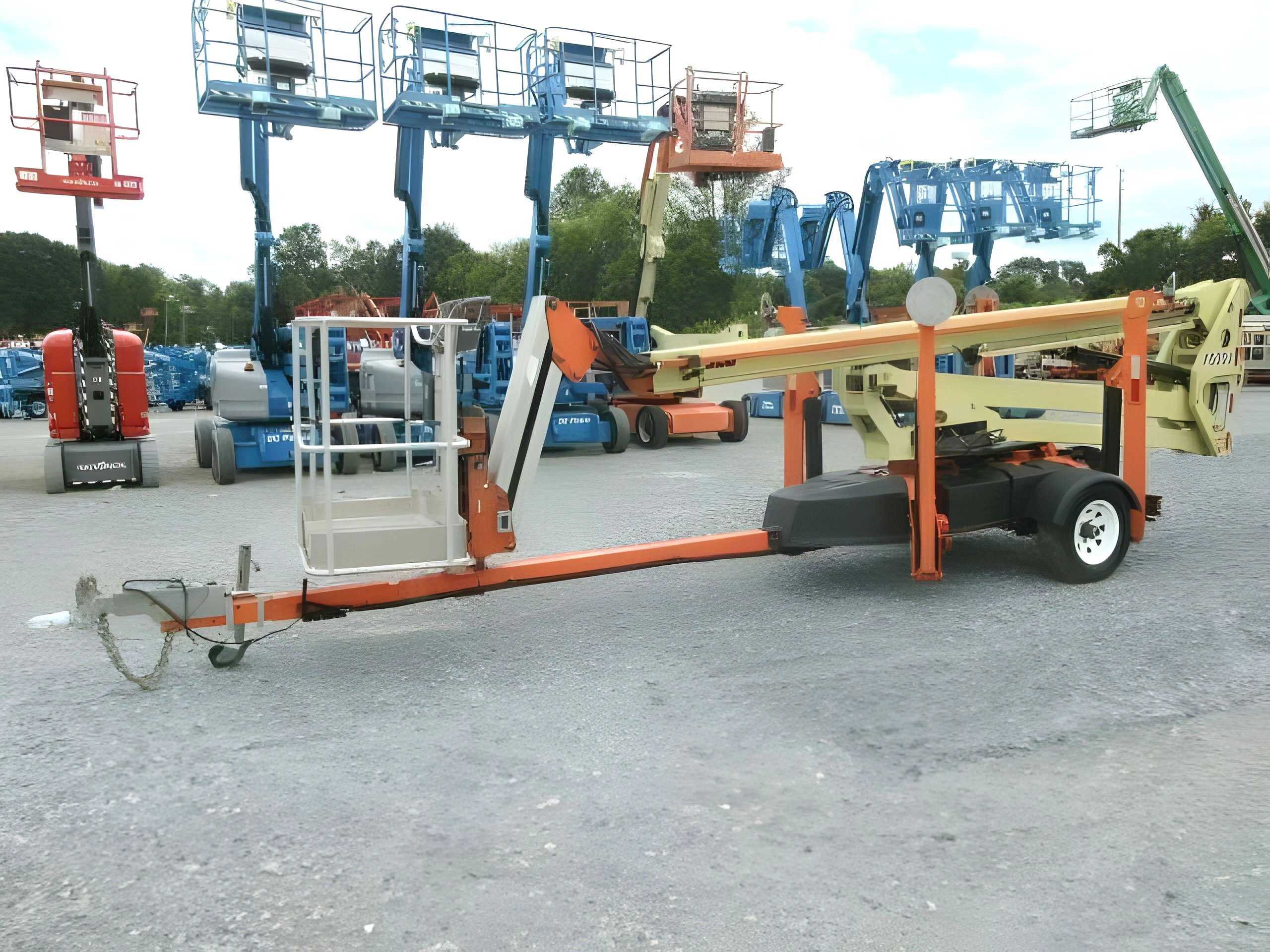 2018 JLG T500J