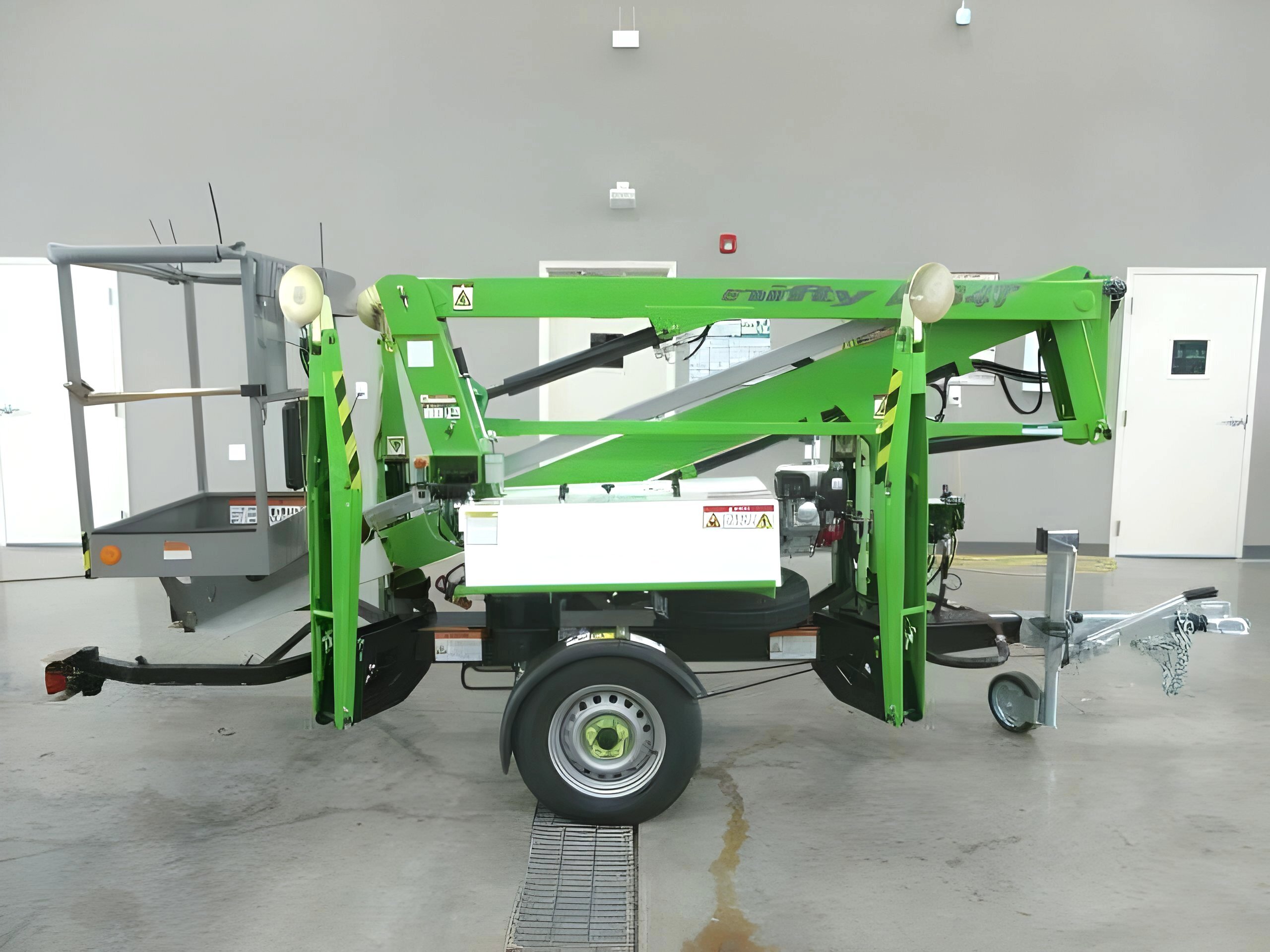 2025 Niftylift AT34T