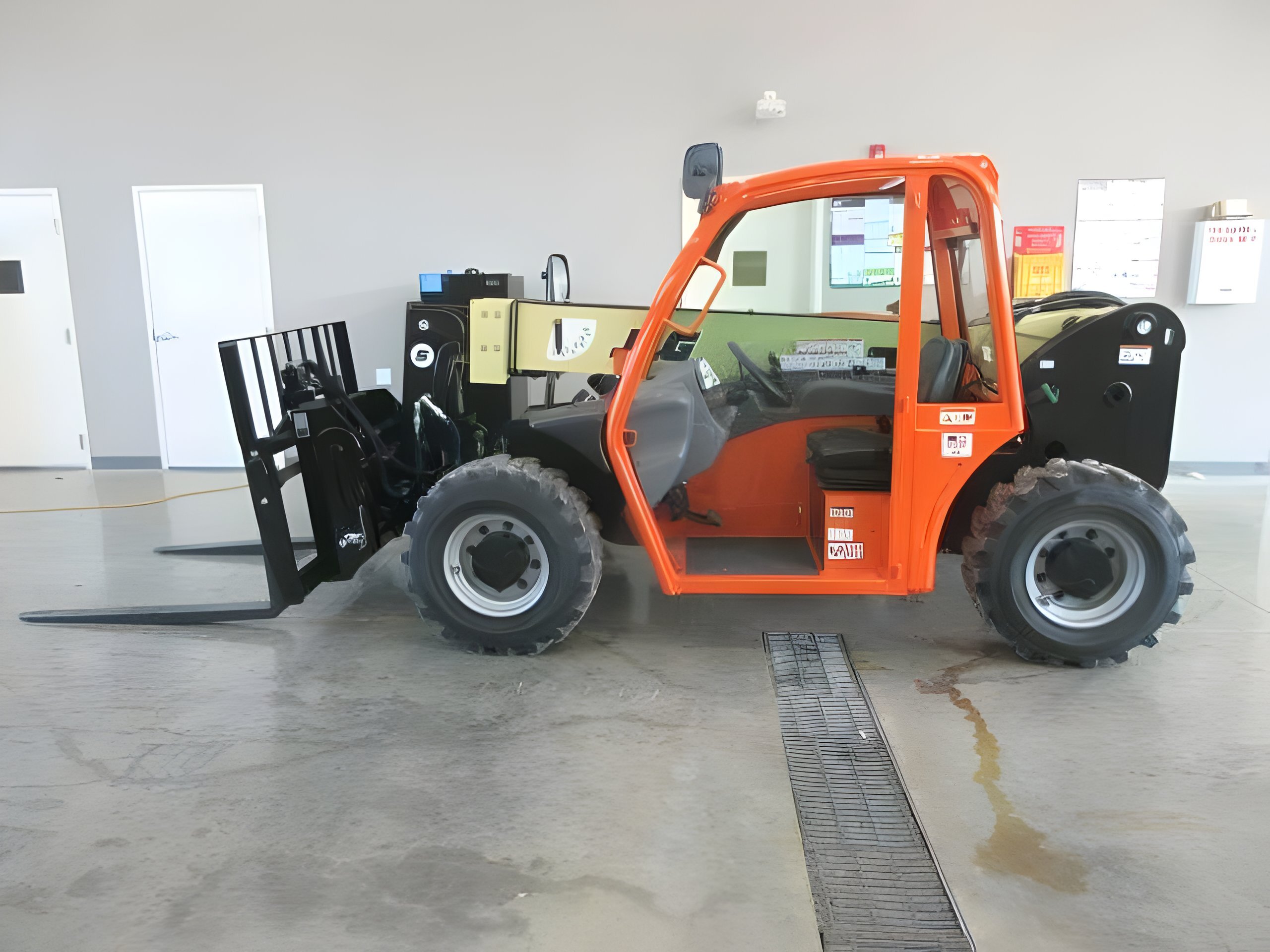 2025 JLG G5-18A