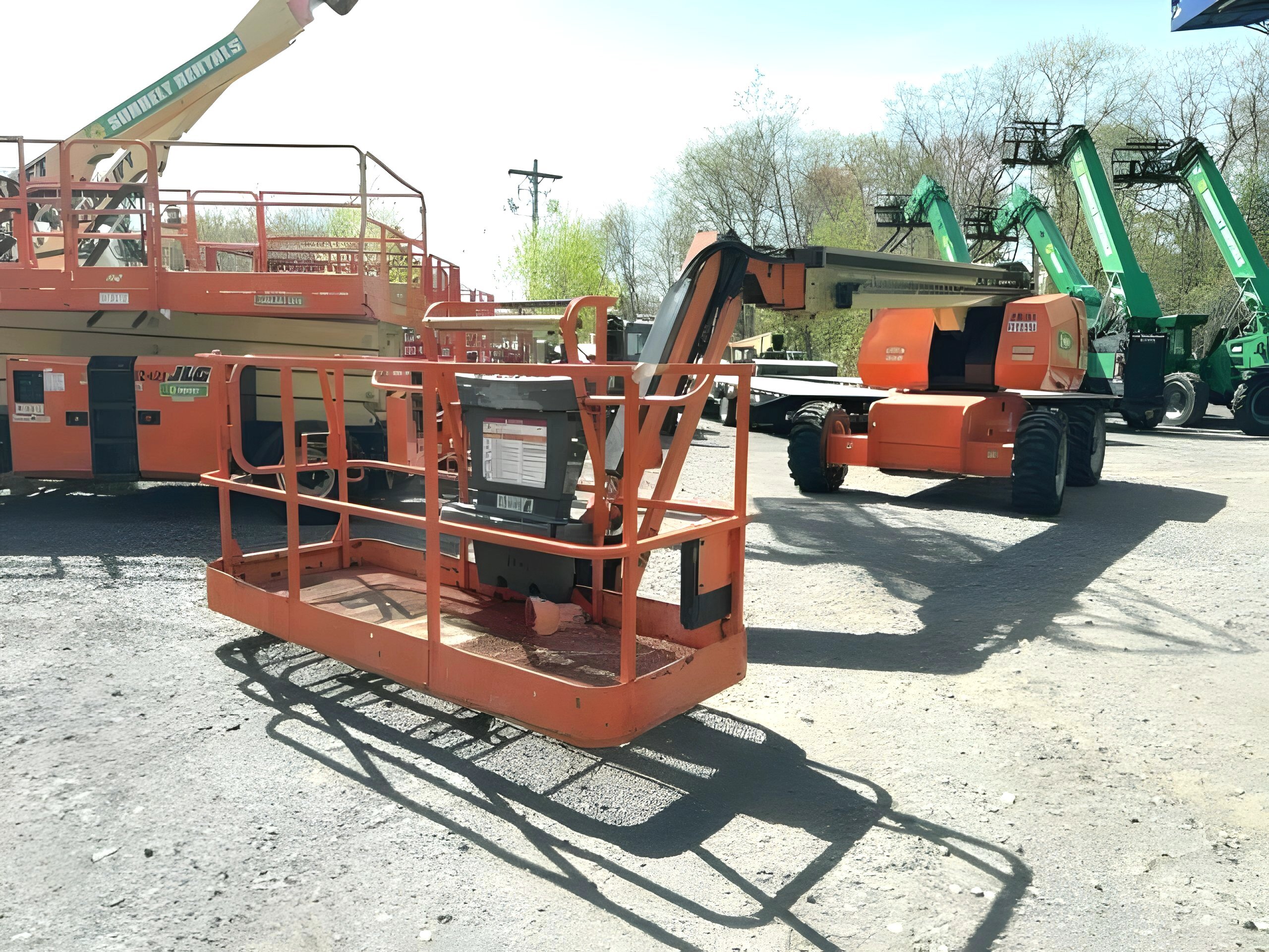 2016 JLG 660SJ