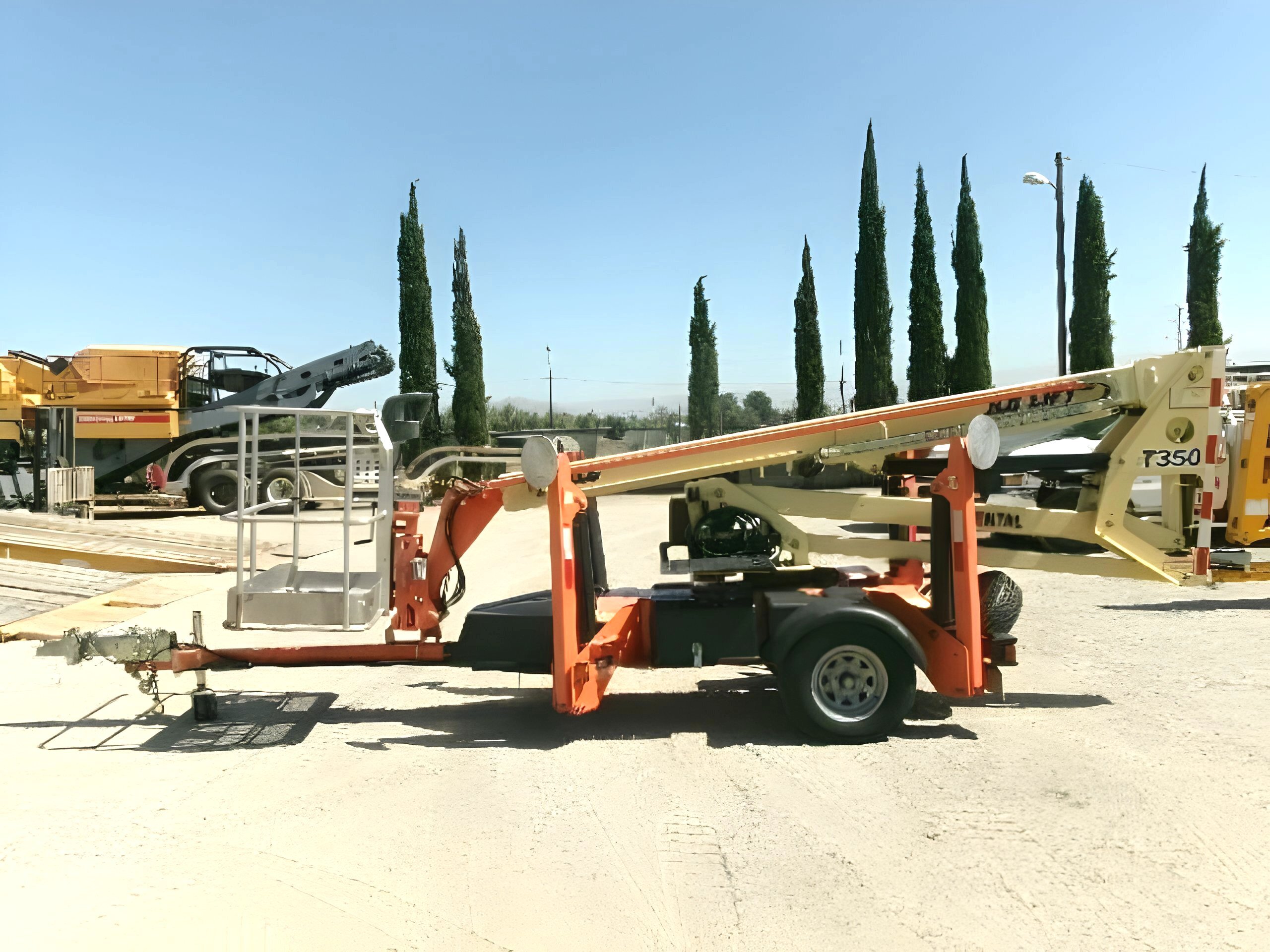 2018 JLG T350