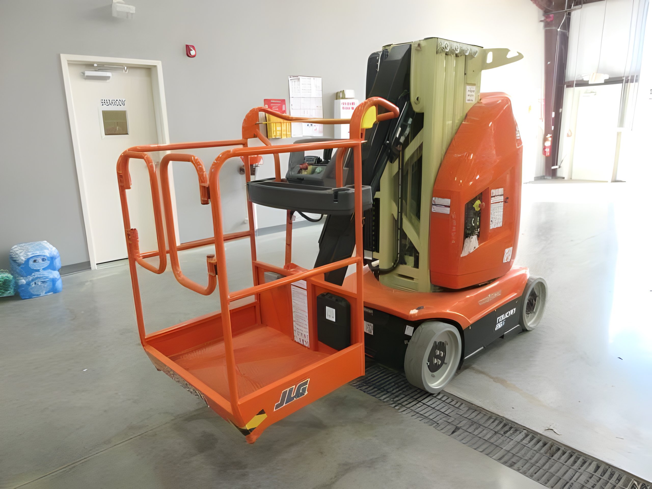 2025 JLG Toucan 26E