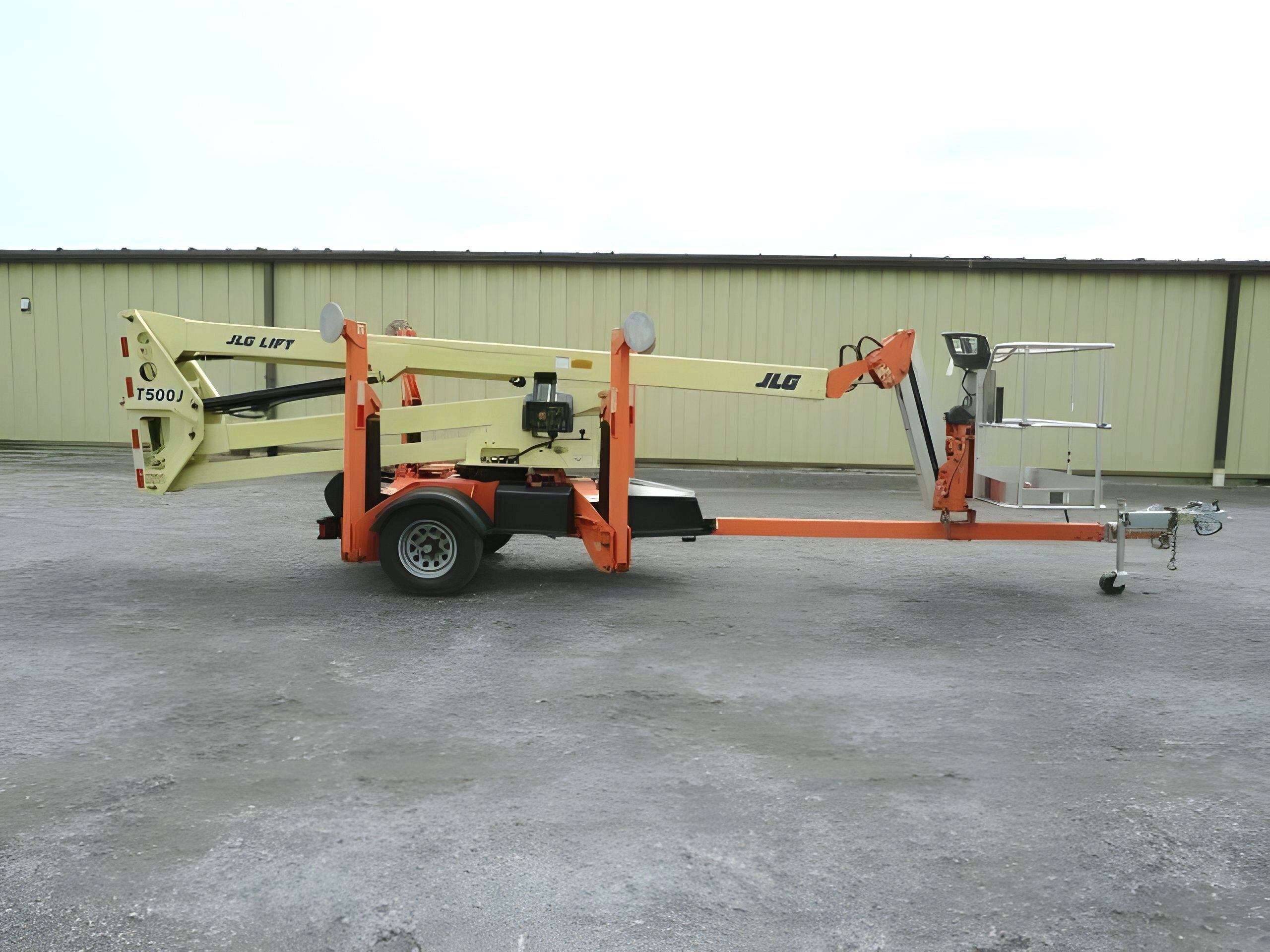 2018 JLG T500