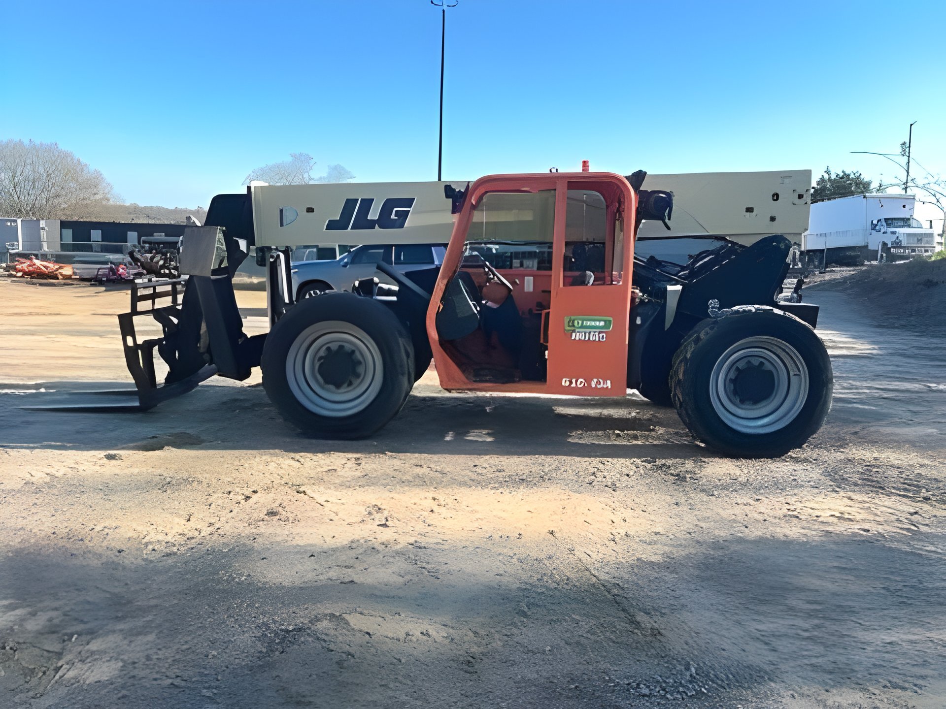 2016 JLG G10-43