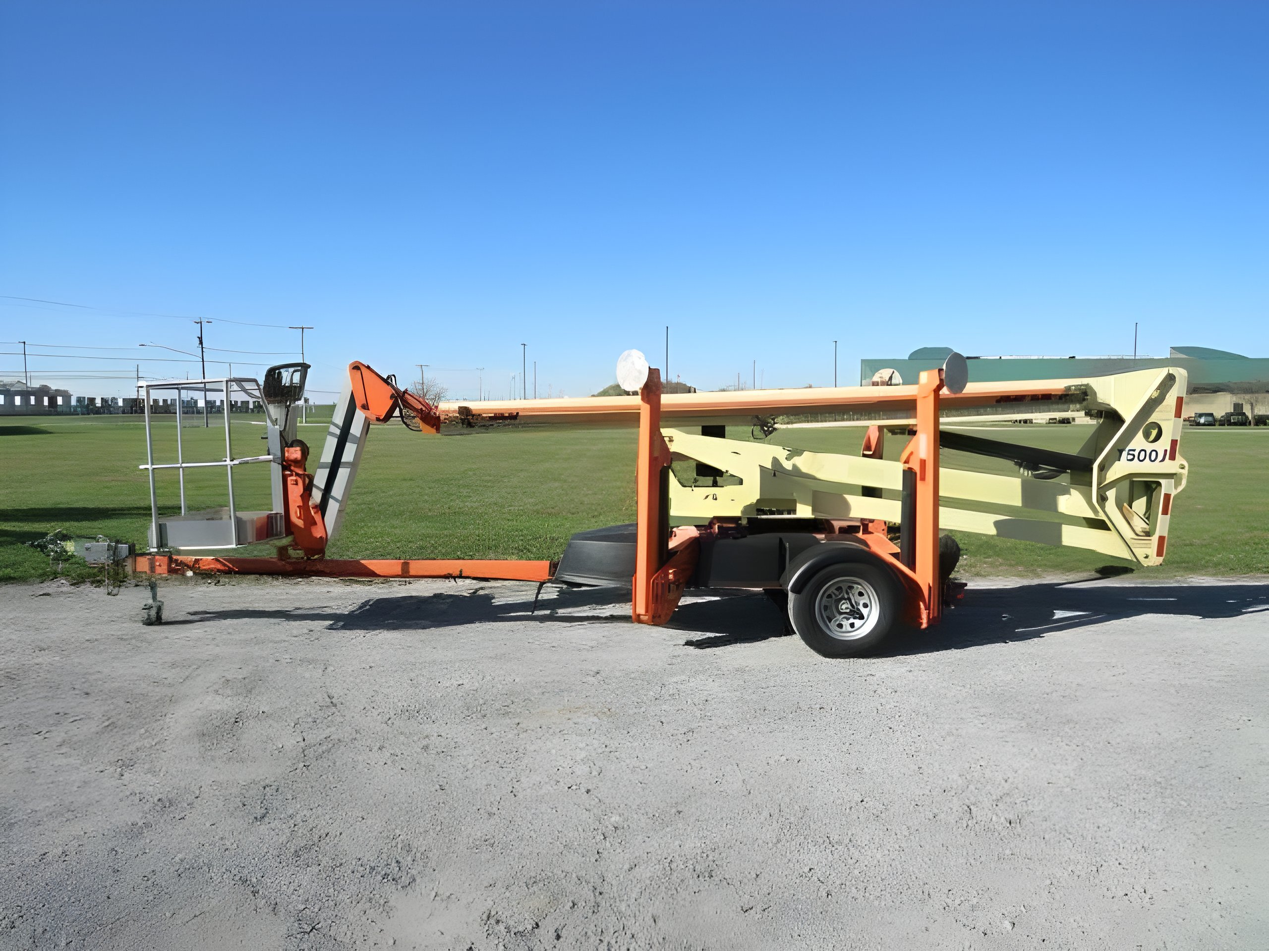 2018 JLG T500J