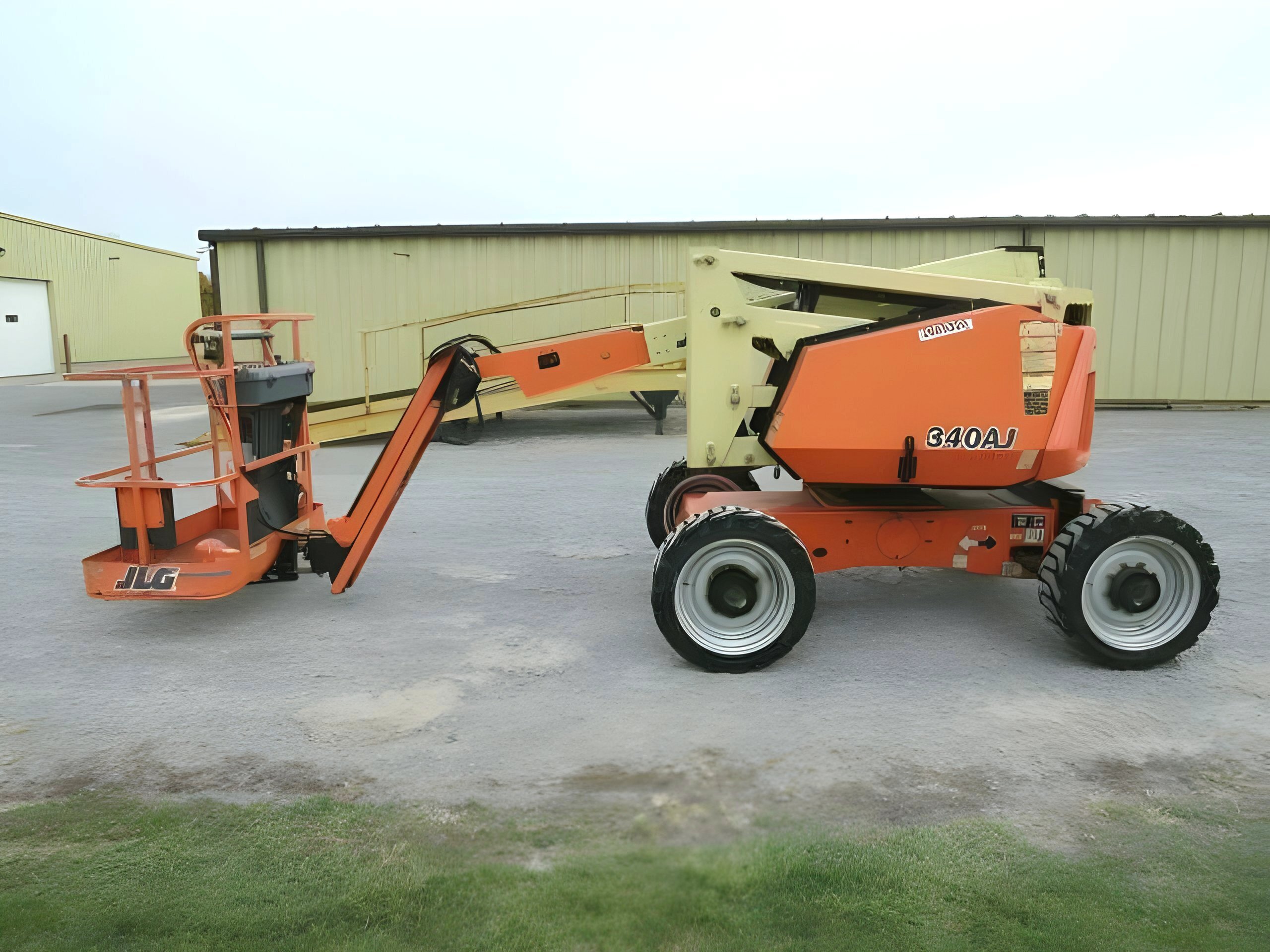 2018 JLG 340AJ