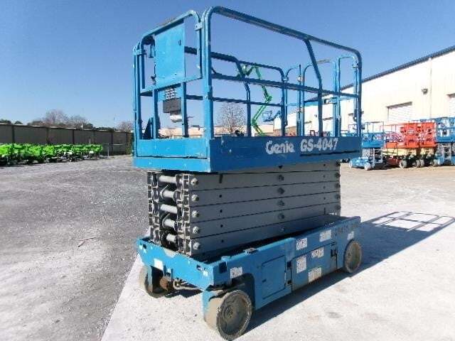 2017 Genie GS-4047
