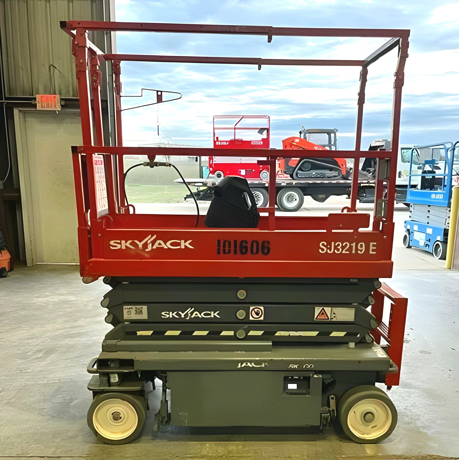 2023 Skyjack SJ3219E